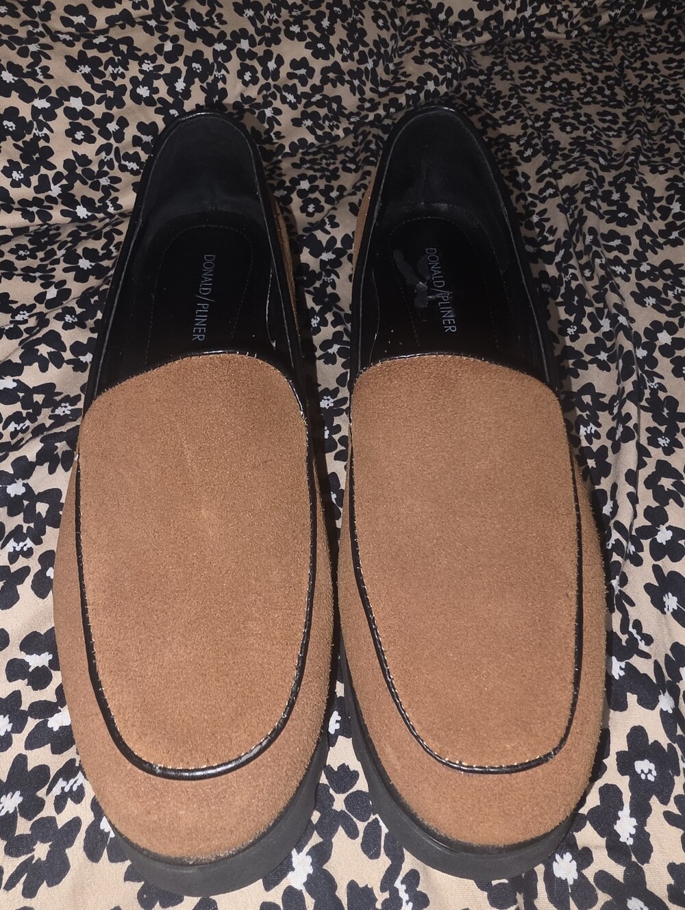 Donald J. Pliner Tan Slip-On Loafers with Black Trim 10M